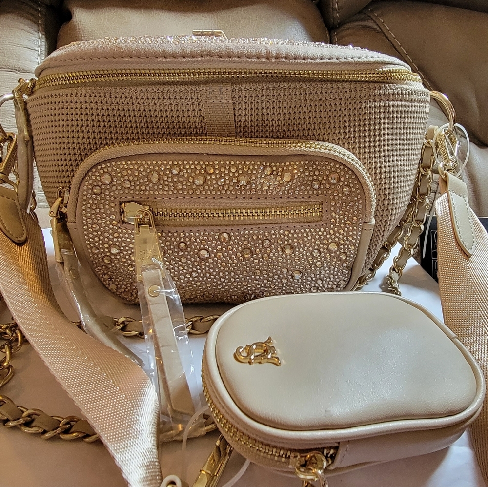 Steve Madden fannypack